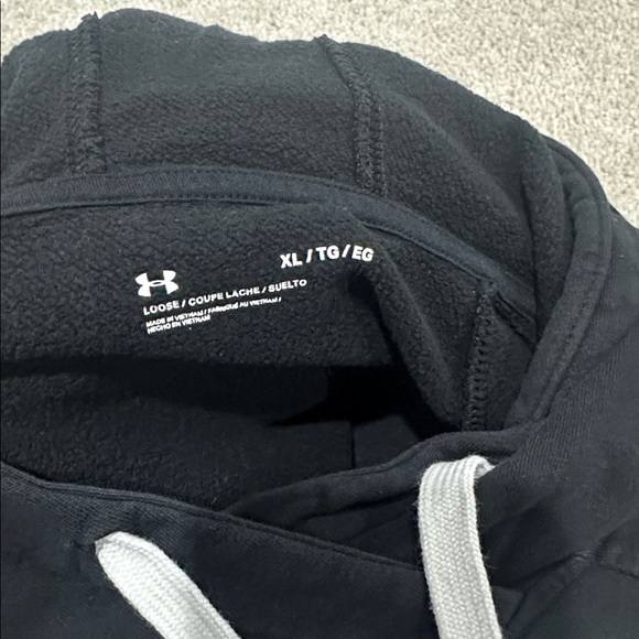 UNDER ARMOUR HOODIE - Picture 7 of 8
